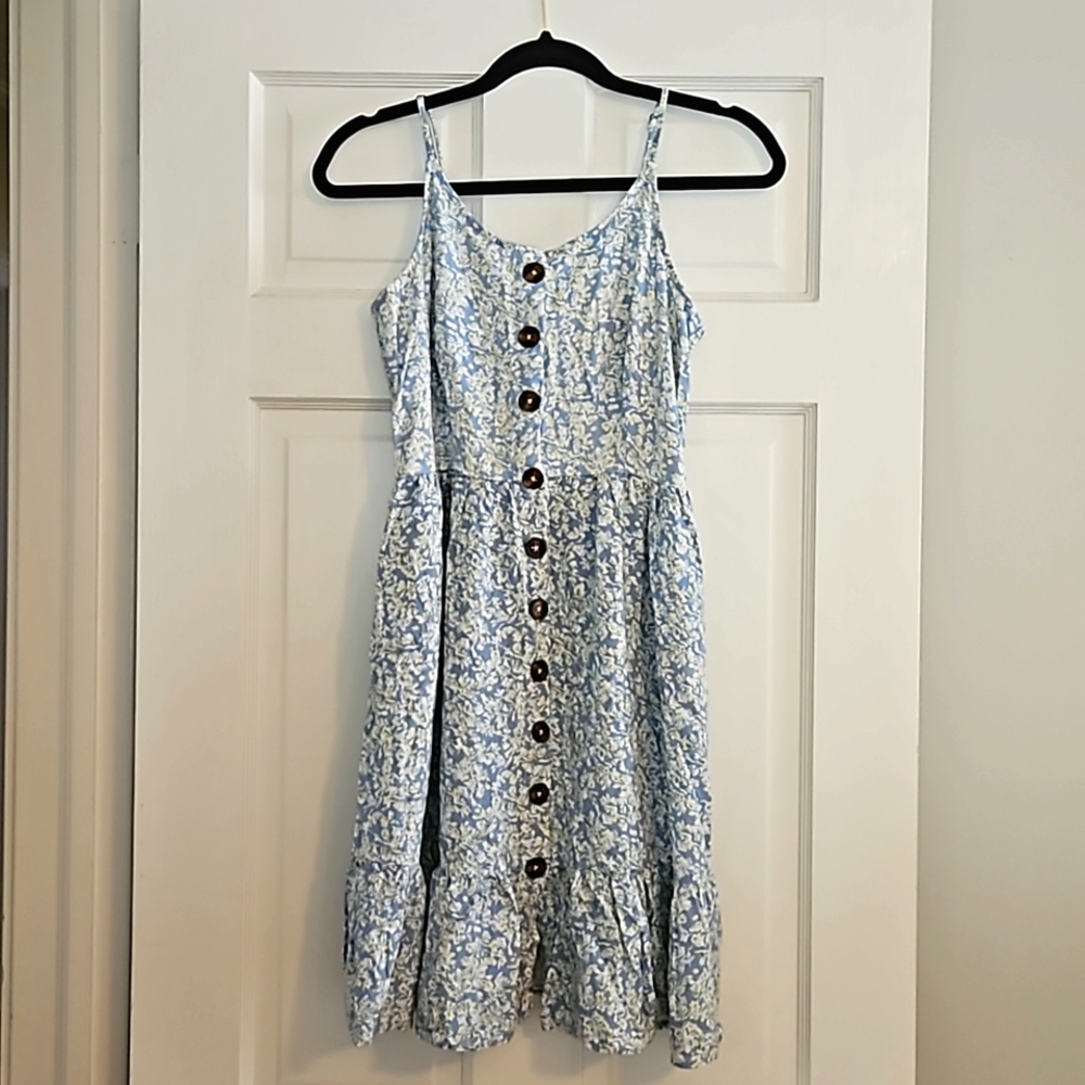 NWOT! Japna Floral Button Down Dress Size Medium